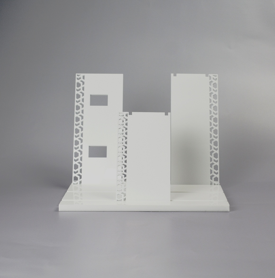 Necklace Display Stand. Short. White 2 Necklace Display Stand. Short. White - Image 2